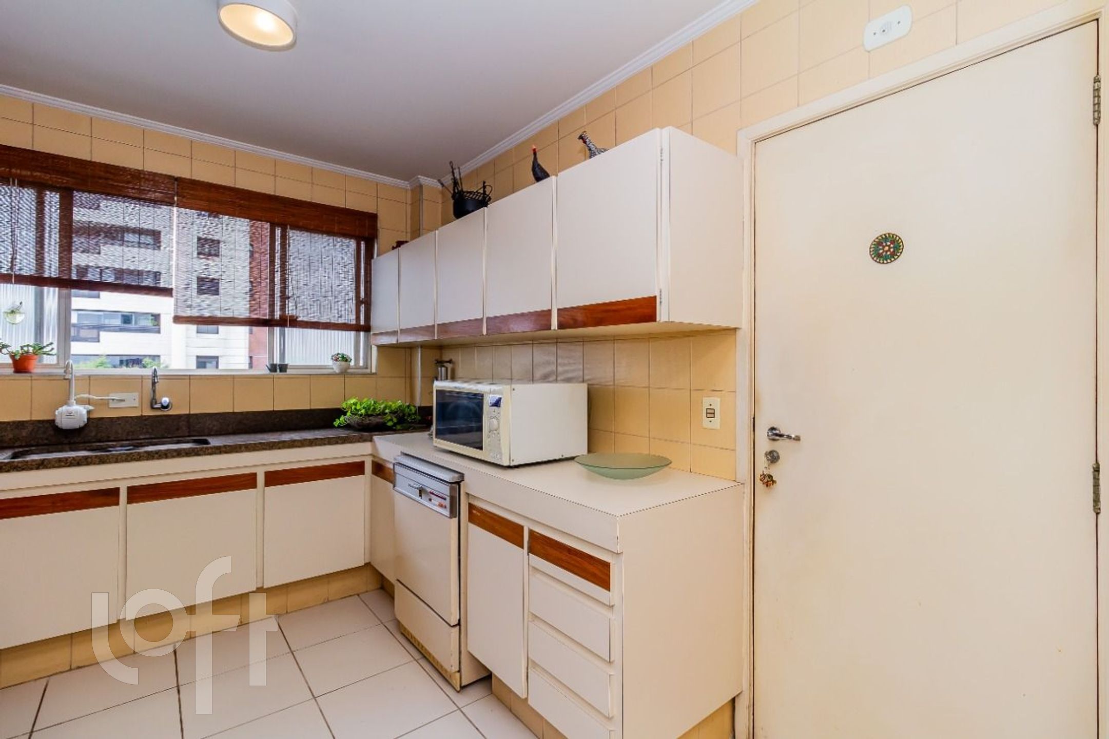 Apartamento à venda com 2 quartos, 104m² - Foto 13