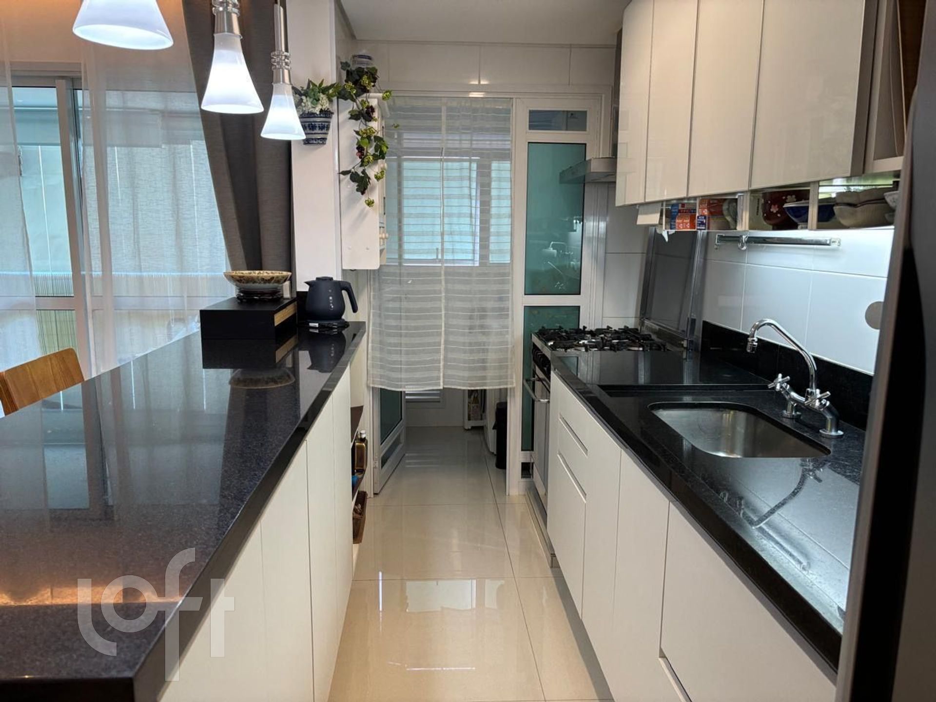 Apartamento à venda com 3 quartos, 74m² - Foto 8