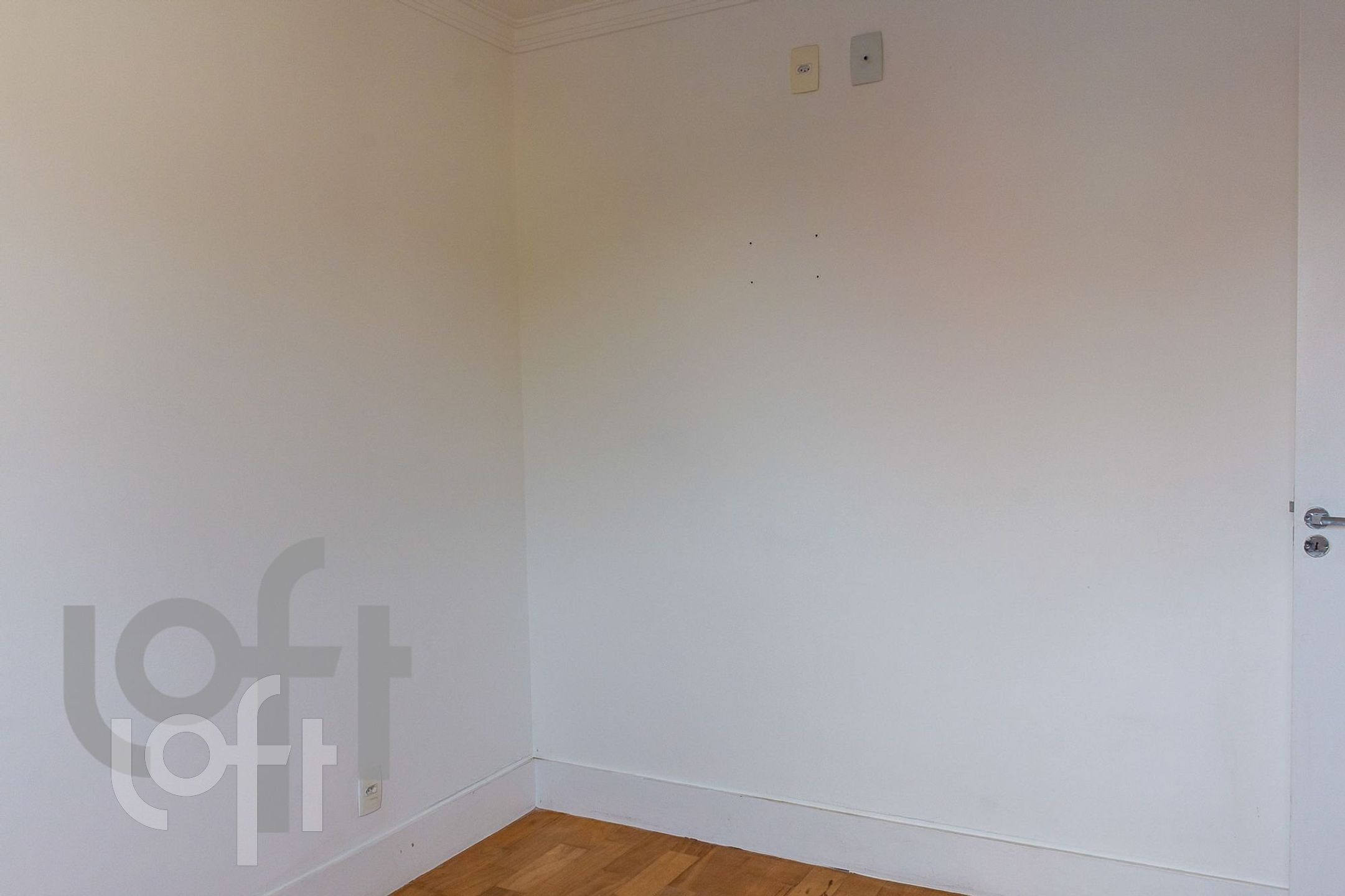 Apartamento à venda com 2 quartos, 70m² - Foto 3