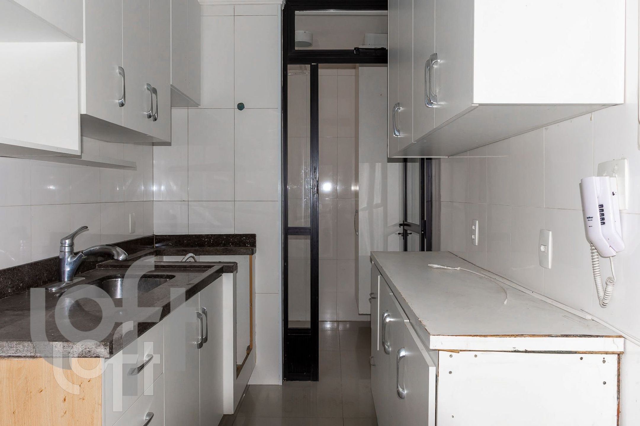 Apartamento à venda com 2 quartos, 70m² - Foto 26