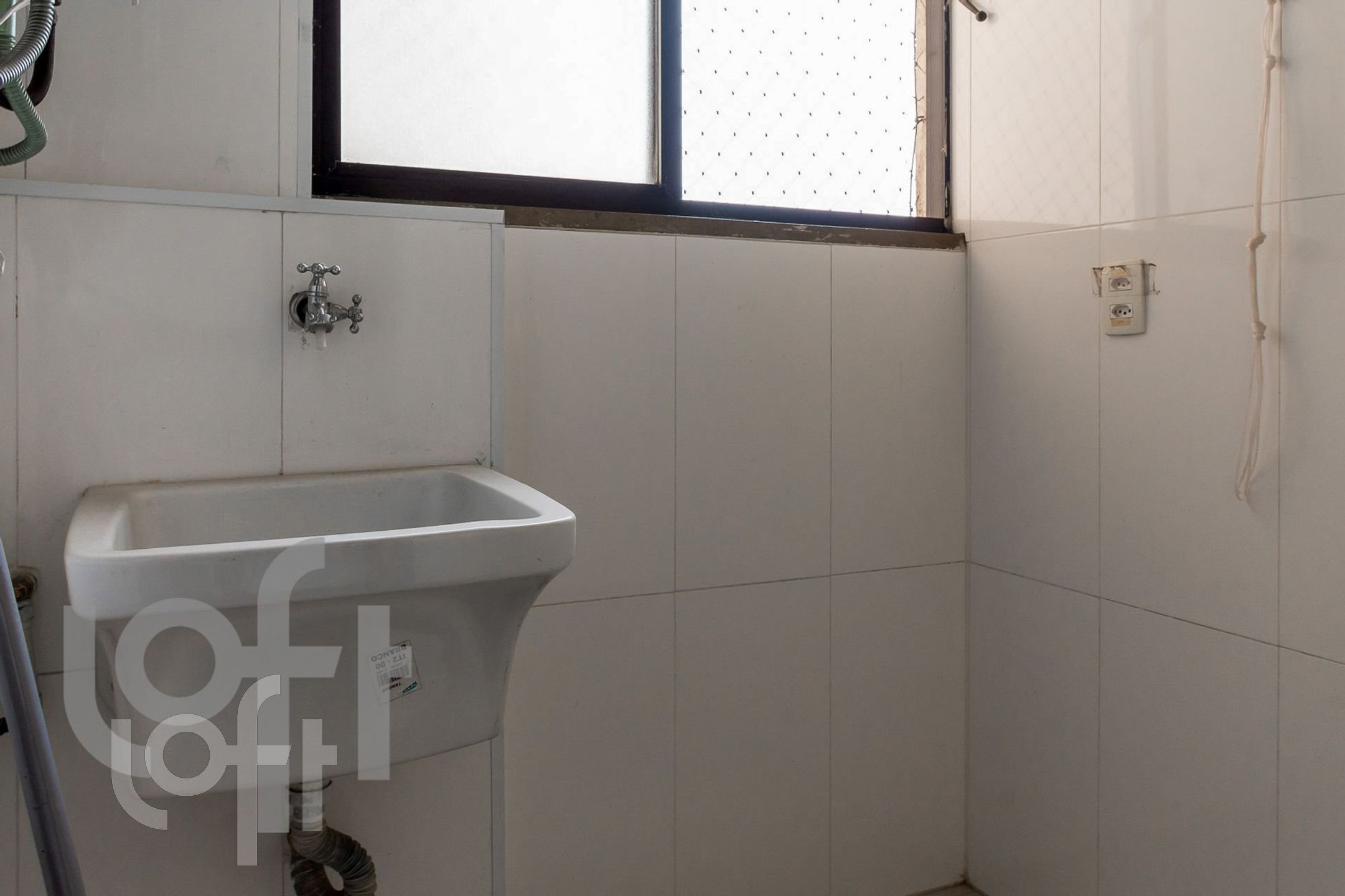 Apartamento à venda com 2 quartos, 70m² - Foto 19