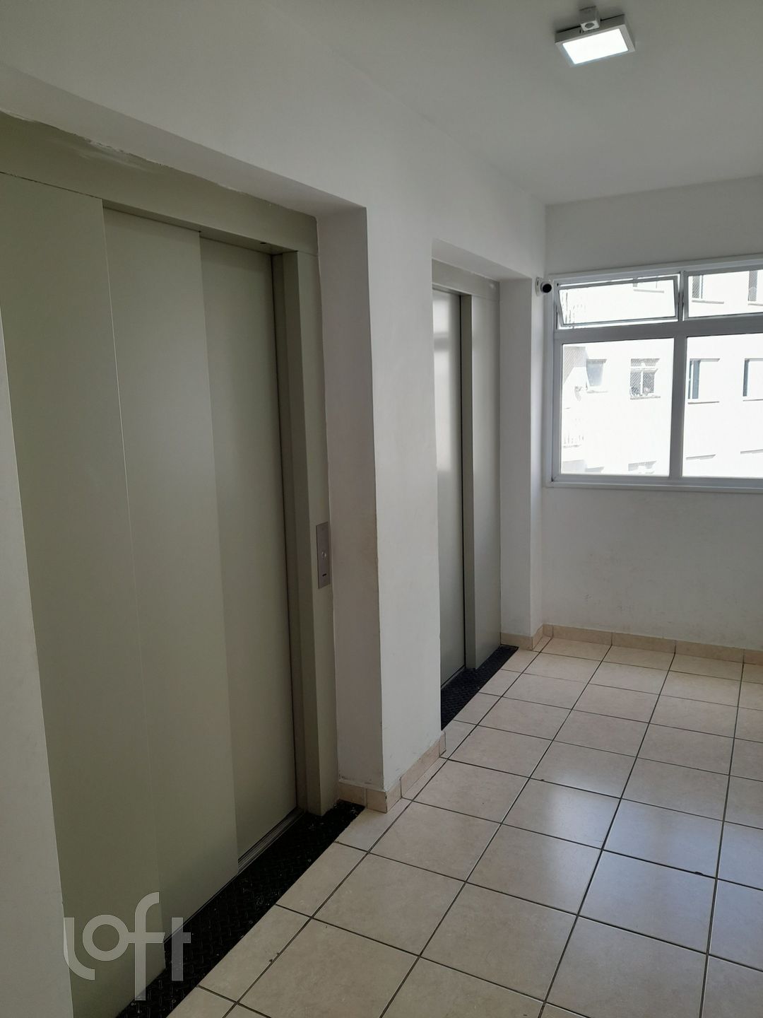 Apartamento à venda com 2 quartos, 42m² - Foto 8