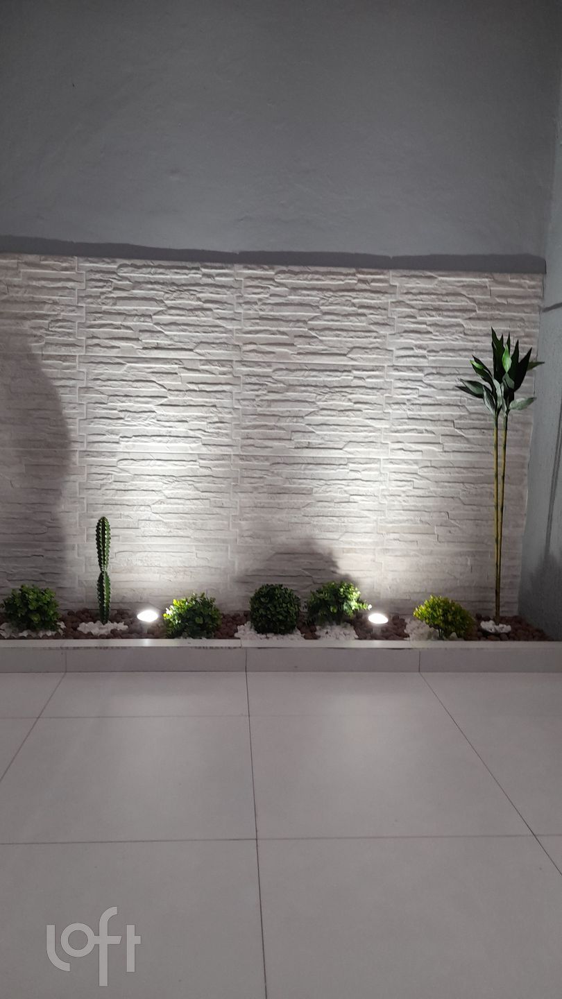 Casa à venda com 2 quartos, 220m² - Foto 11