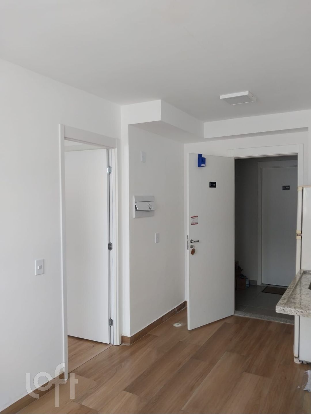 Apartamento à venda com 1 quarto, 25m² - Foto 2