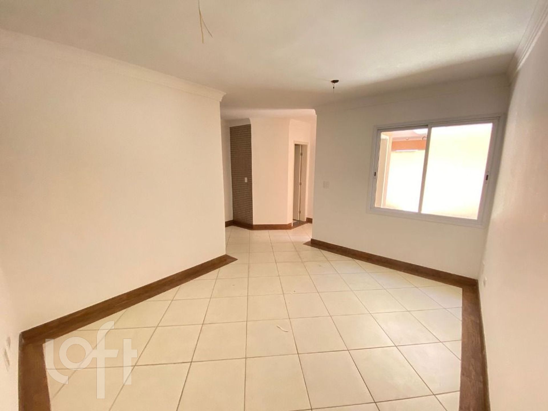 Casa de Condomínio à venda com 3 quartos, 150m² - Foto 2