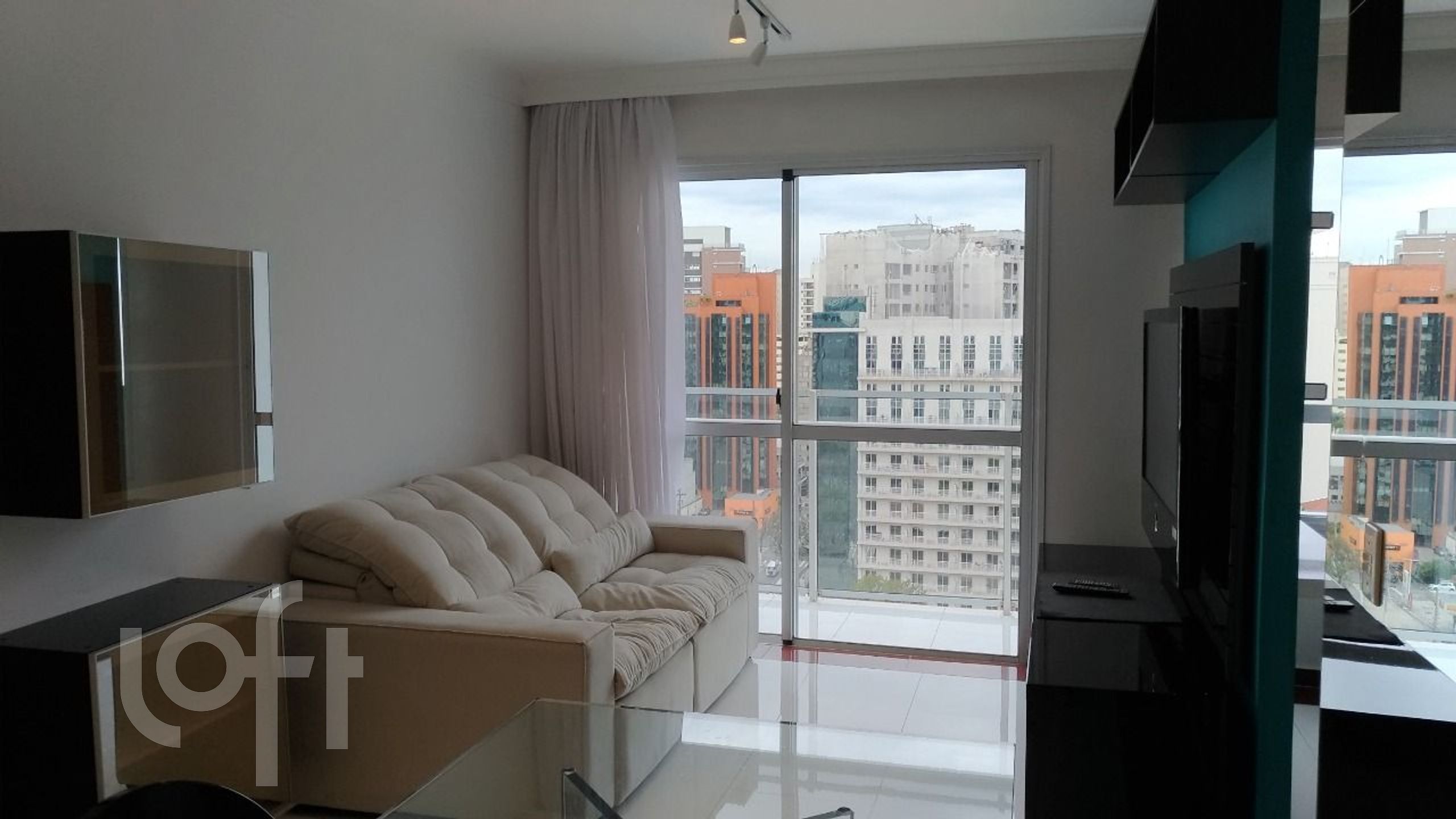 Apartamento à venda com 1 quarto, 47m² - Foto 1