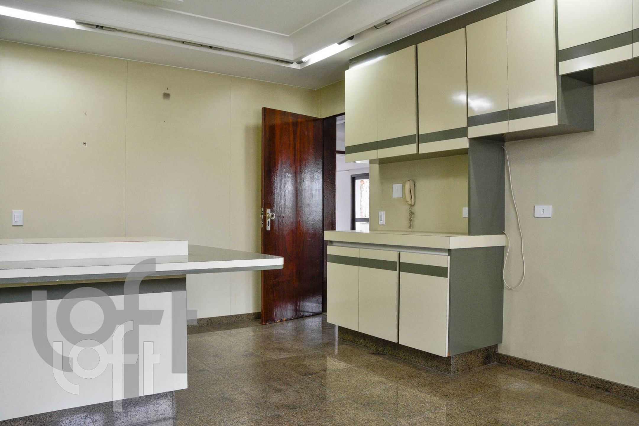 Apartamento à venda com 4 quartos, 260m² - Foto 14