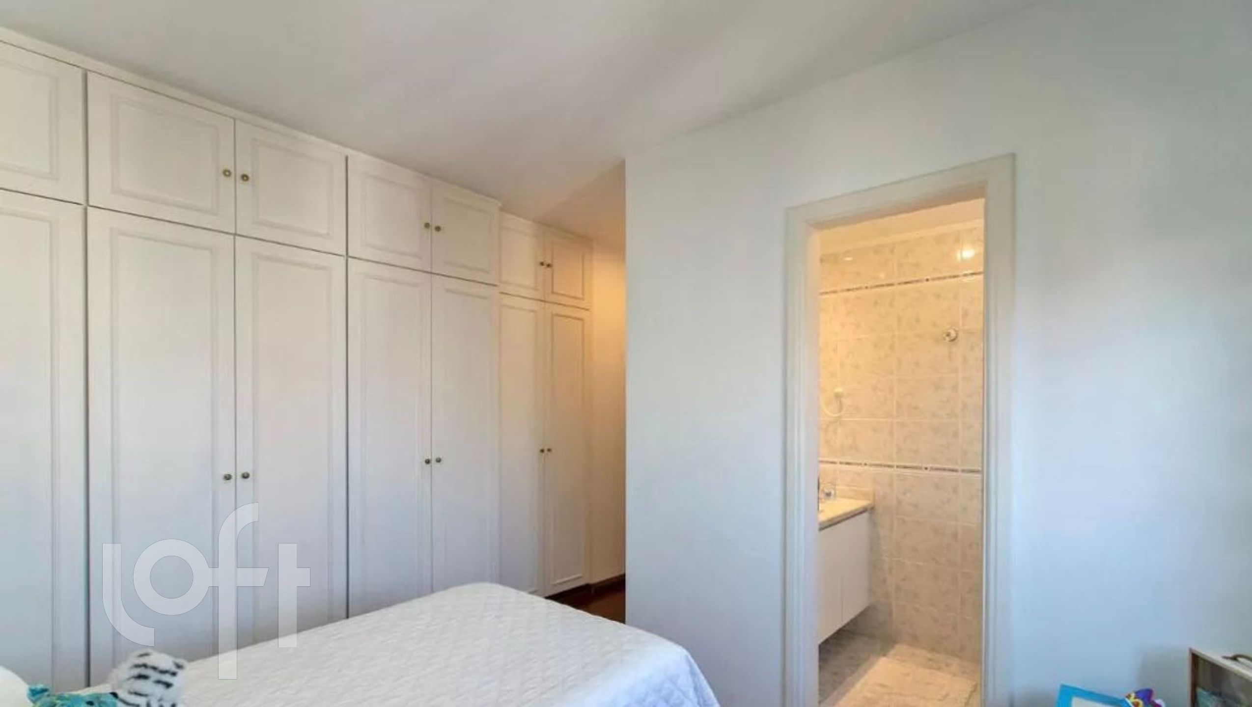 Apartamento à venda com 3 quartos, 176m² - Foto 3