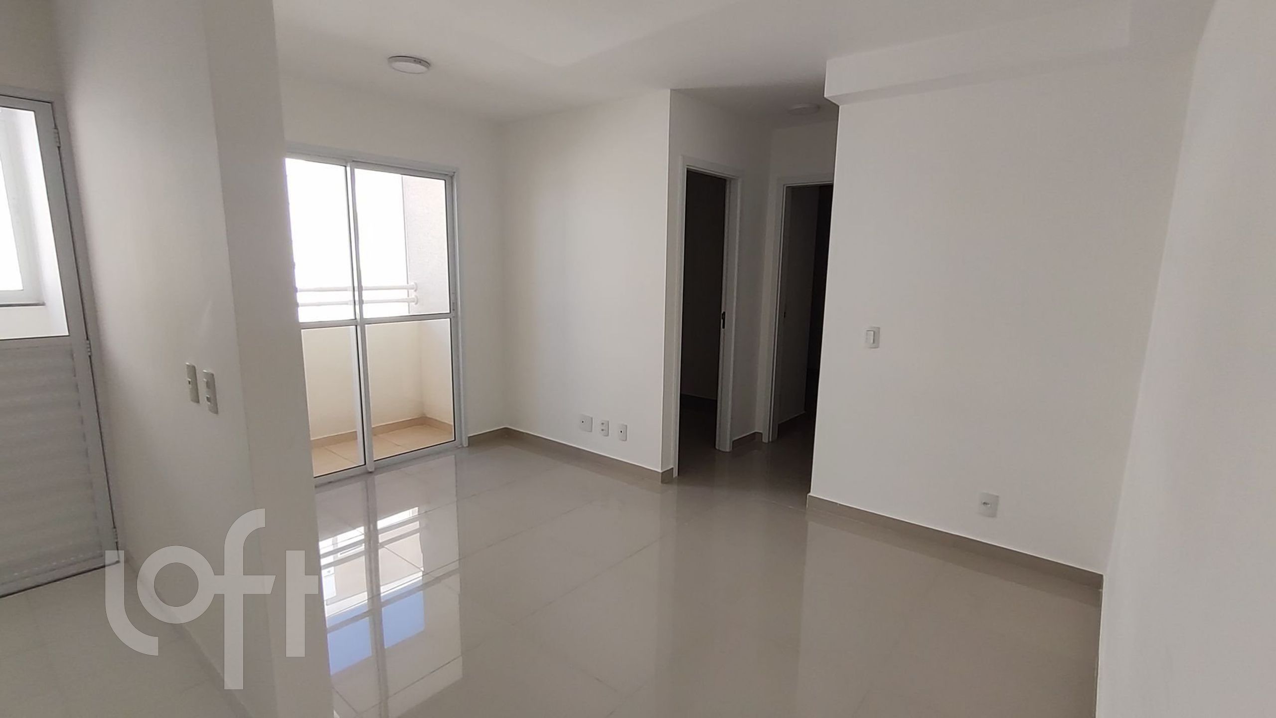 Apartamento à venda com 2 quartos, 45m² - Foto 1