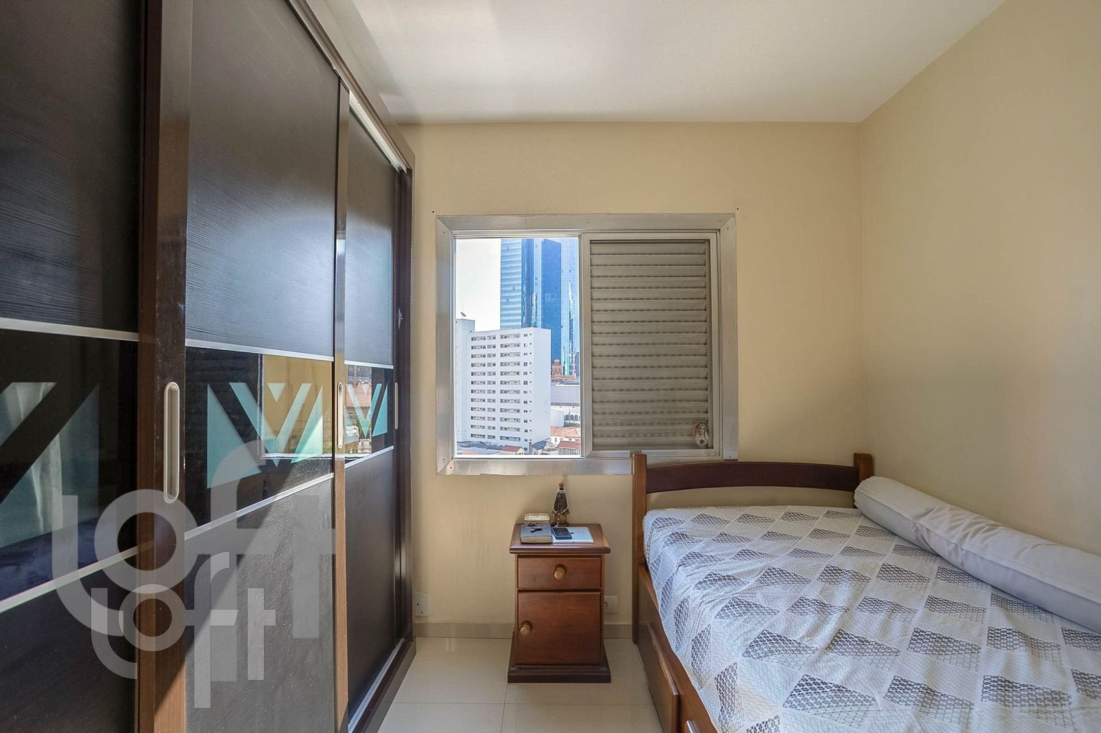 Apartamento à venda com 1 quarto, 40m² - Foto 5