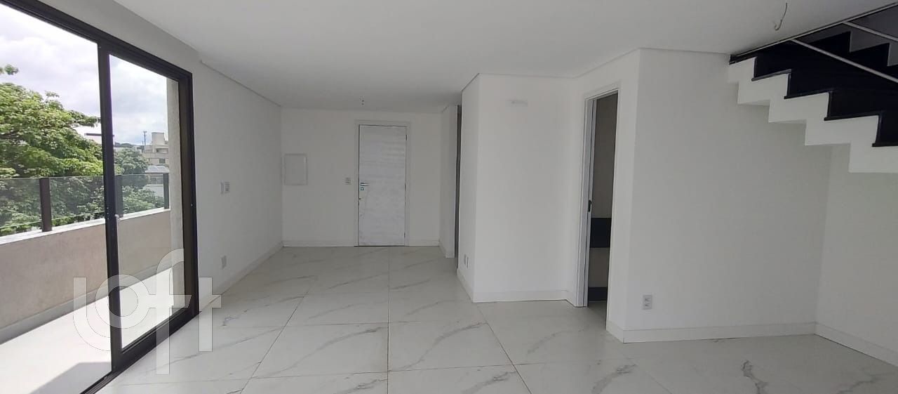 Apartamento à venda com 3 quartos, 122m² - Foto 4