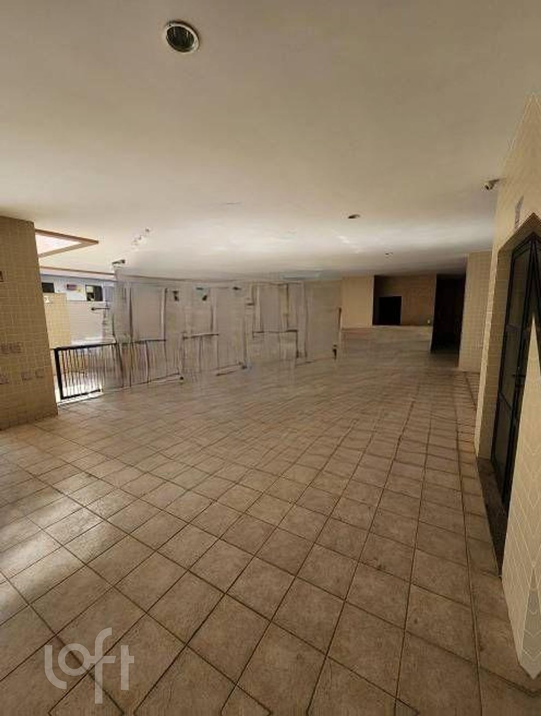 Apartamento à venda com 3 quartos, 196m² - Foto 15