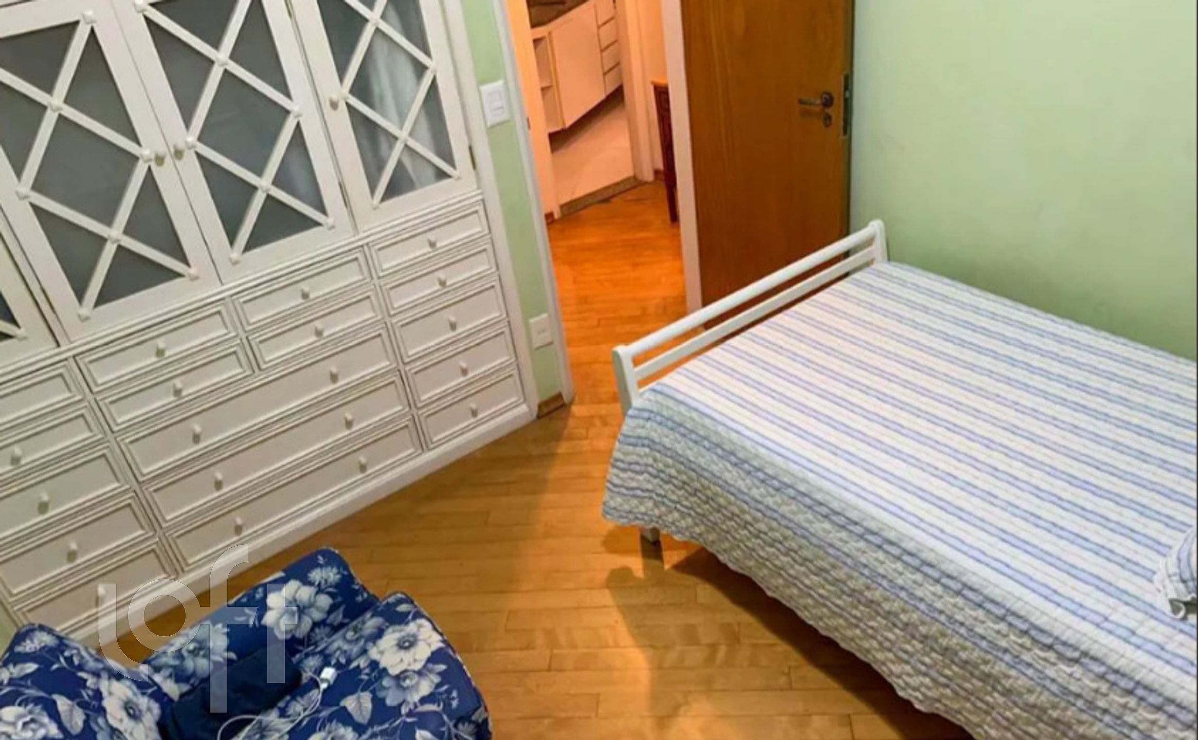 Apartamento à venda com 3 quartos, 125m² - Foto 4