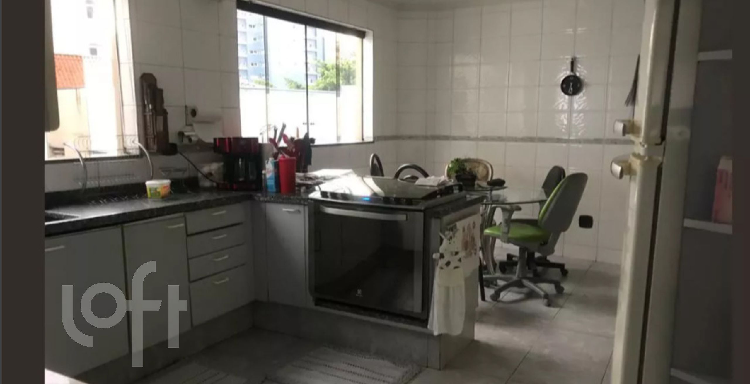 Casa à venda com 3 quartos, 350m² - Foto 11