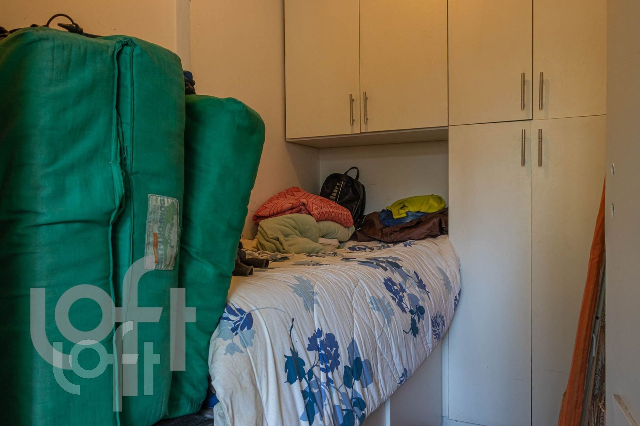 Apartamento à venda com 3 quartos, 95m² - Foto 2