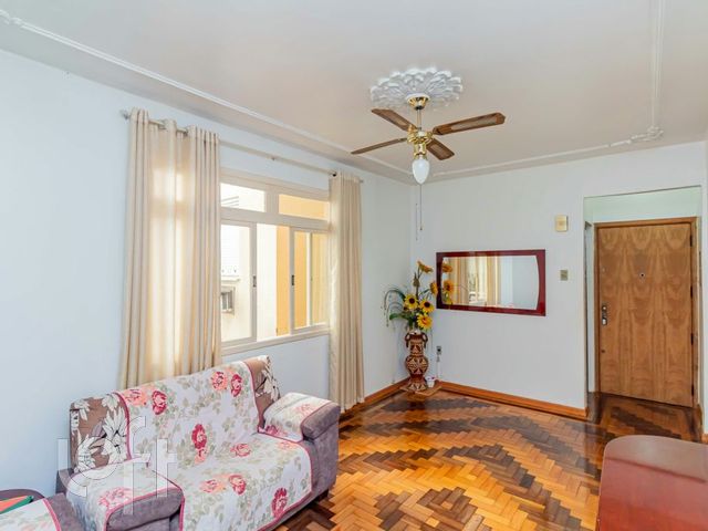Apartamento com 98m², 3 dormitórios, Farroupilha em Porto Alegre