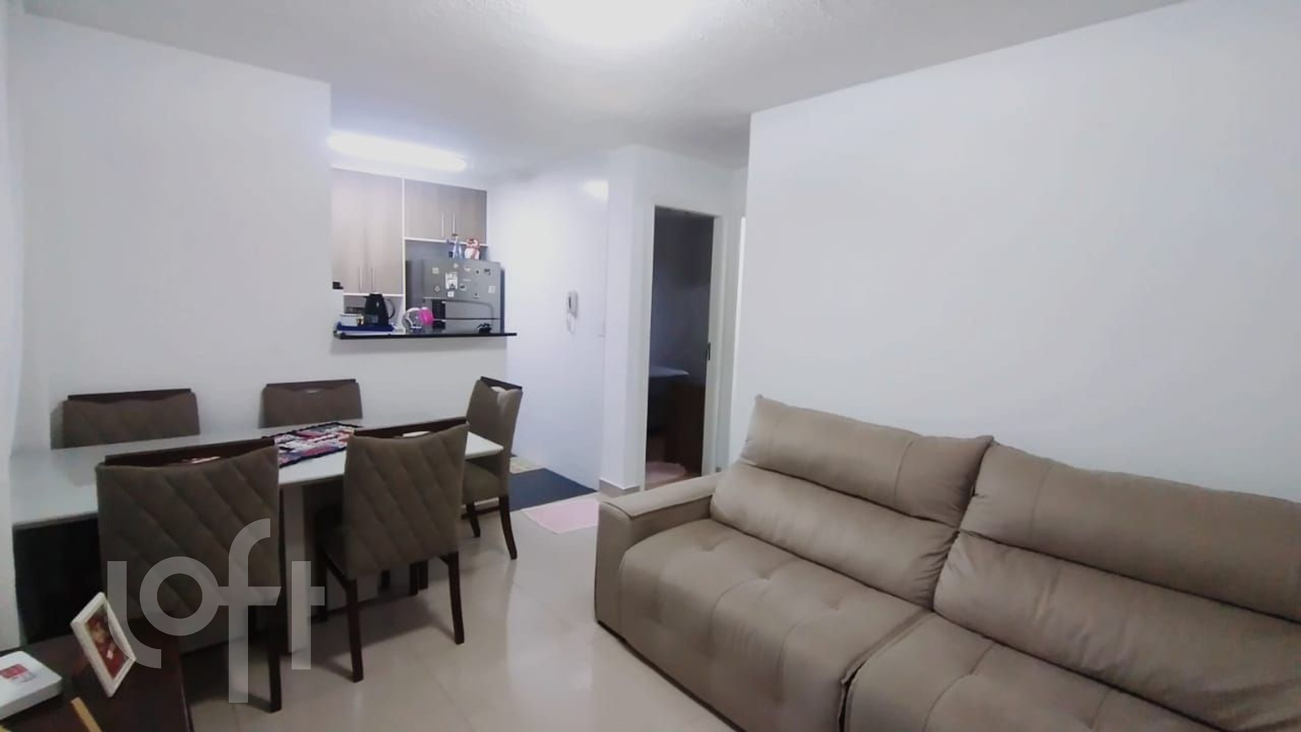 Apartamento à venda com 2 quartos, 42m² - Foto 3