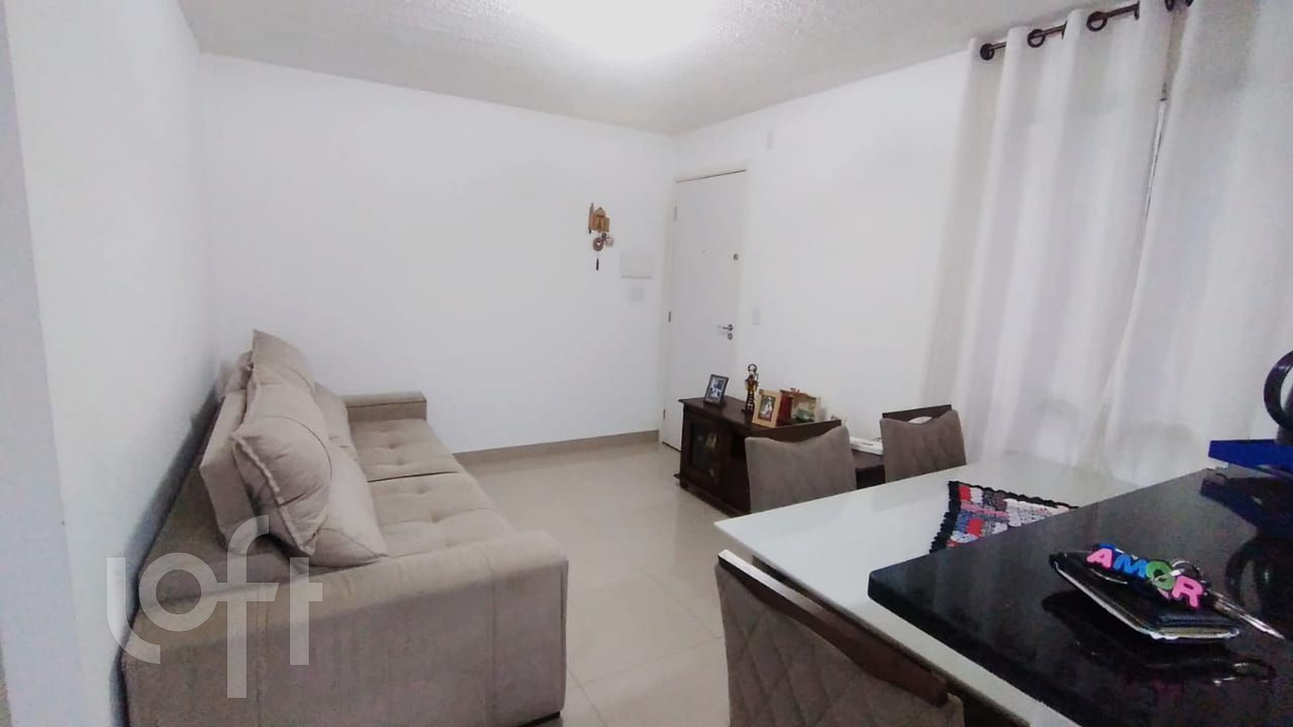 Apartamento à venda com 2 quartos, 42m² - Foto 1