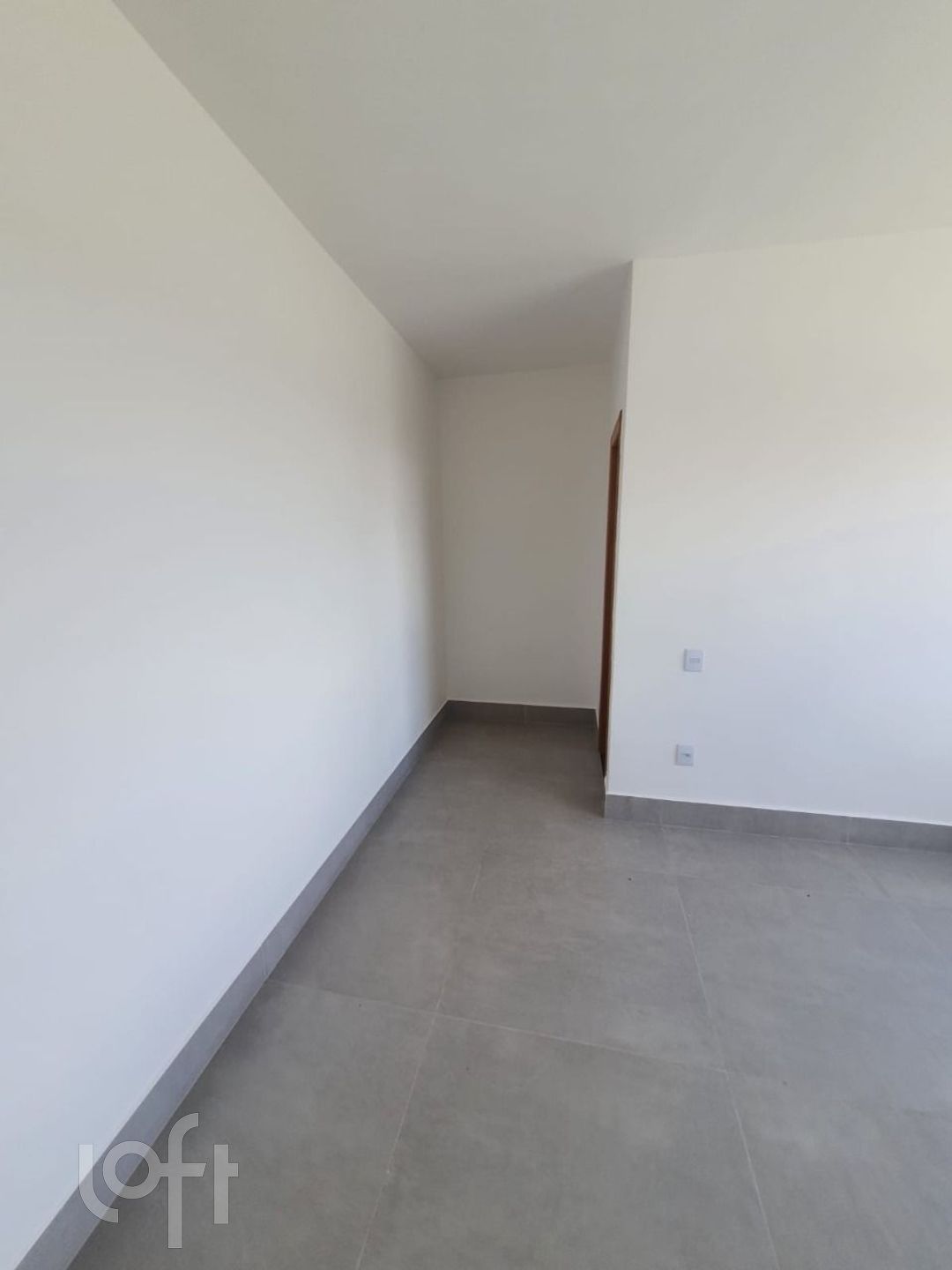 Casa à venda com 3 quartos, 102m² - Foto 2