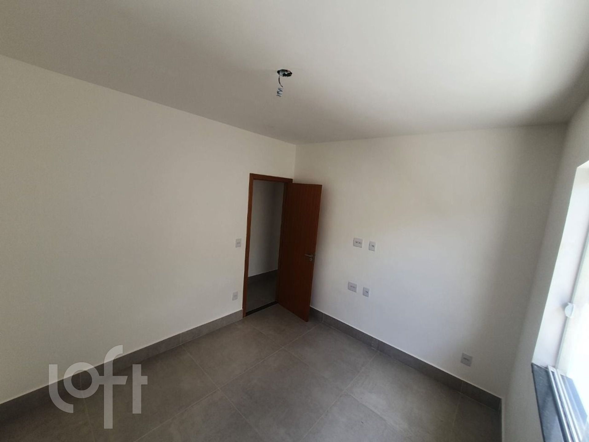 Casa à venda com 3 quartos, 102m² - Foto 8