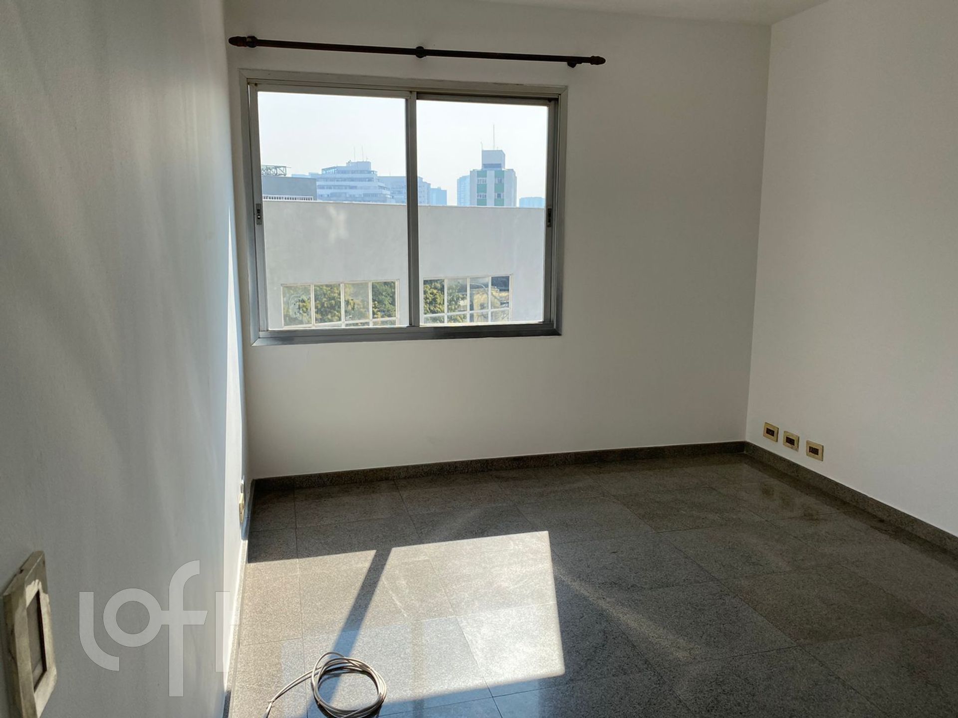 Apartamento à venda com 2 quartos, 97m² - Foto 2