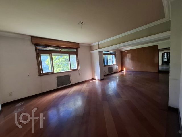 Apartamento com 183m², 4 dormitórios, 1 suíte, 1 vaga, Bom Fim em Porto Alegre