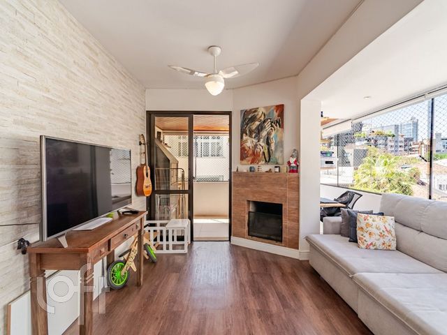 Apartamento com 86m², 2 dormitórios, 1 suíte, 1 vaga, Rio Branco em Porto Alegre