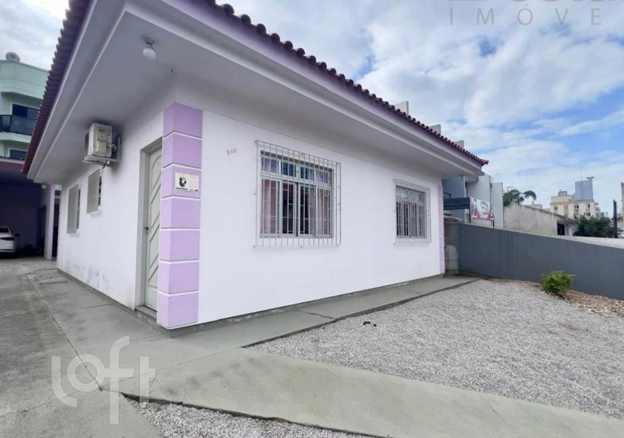 Casa à venda em Serraria com 123 m², 3 quartos, 4 vagas