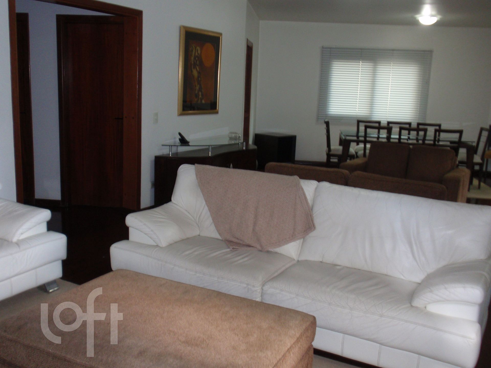 Apartamento à venda com 3 quartos, 168m² - Foto 2