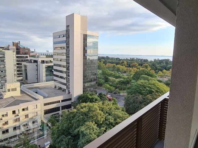 Apartamento com 55m², 1 dormitório, 1 suíte, 1 vaga, Menino Deus em Porto Alegre