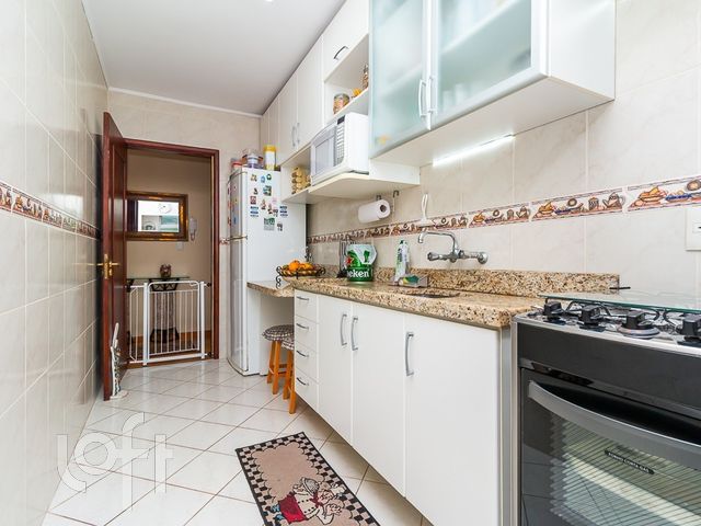 Apartamento com 74m², 2 dormitórios, 1 vaga, Petrópolis em Porto Alegre