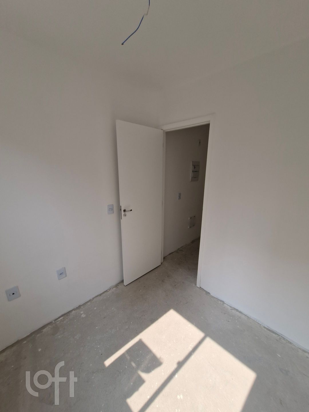 Apartamento à venda com 2 quartos, 33m² - Foto 11