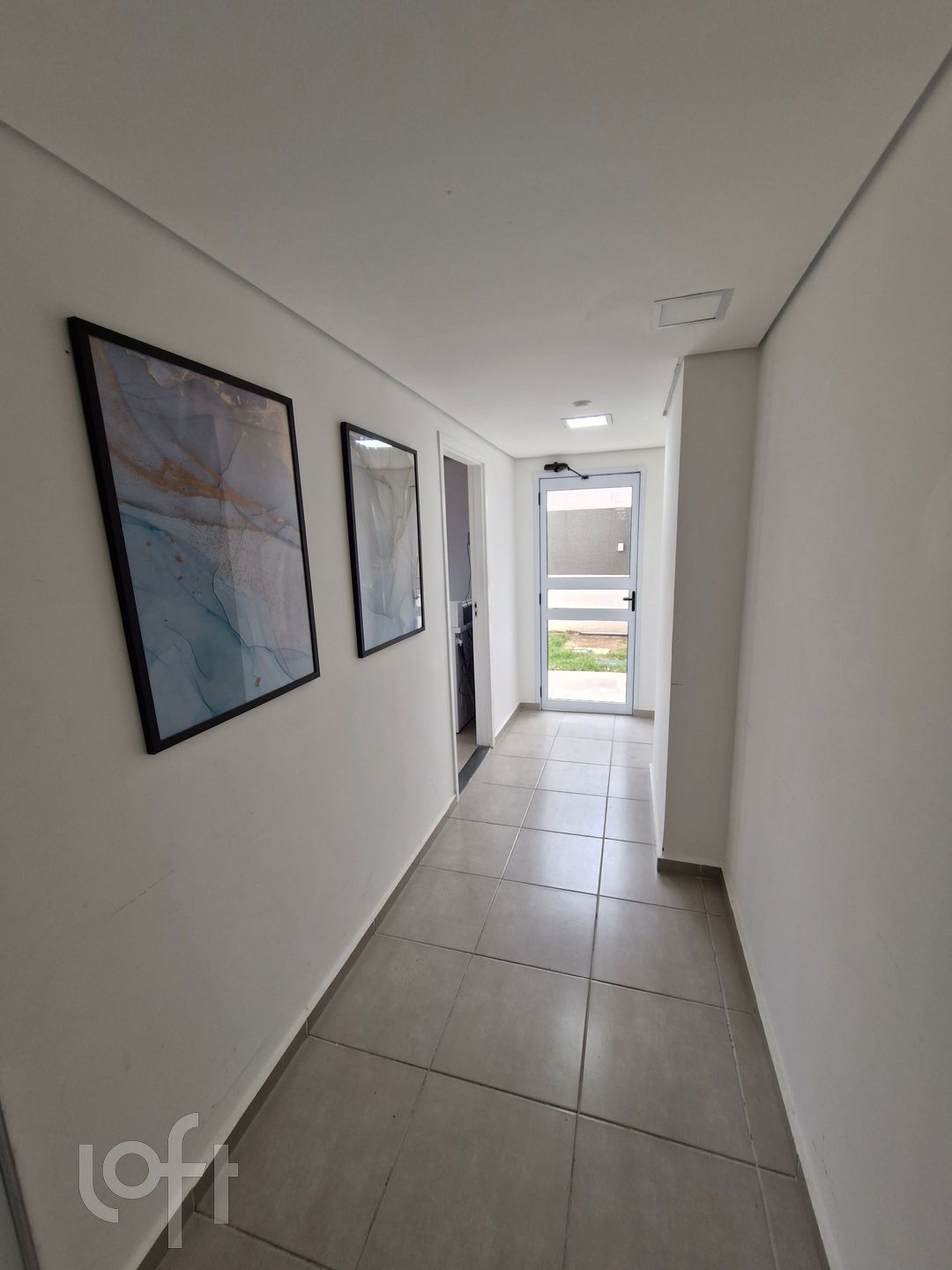 Apartamento à venda com 2 quartos, 33m² - Foto 17