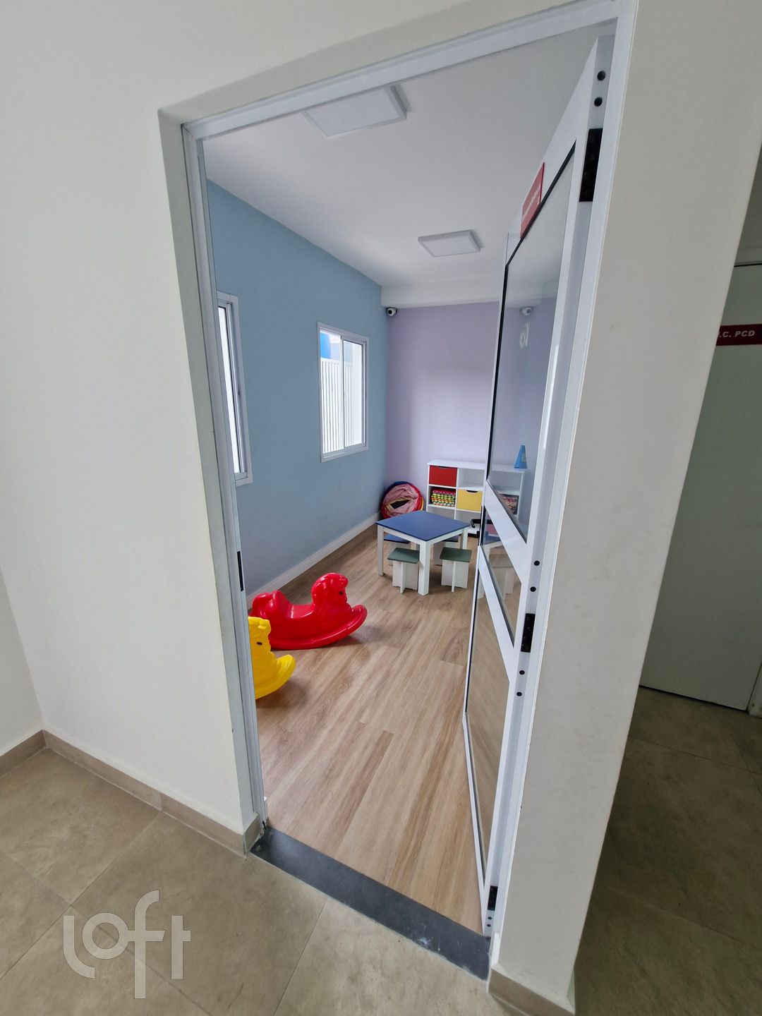 Apartamento à venda com 2 quartos, 33m² - Foto 22