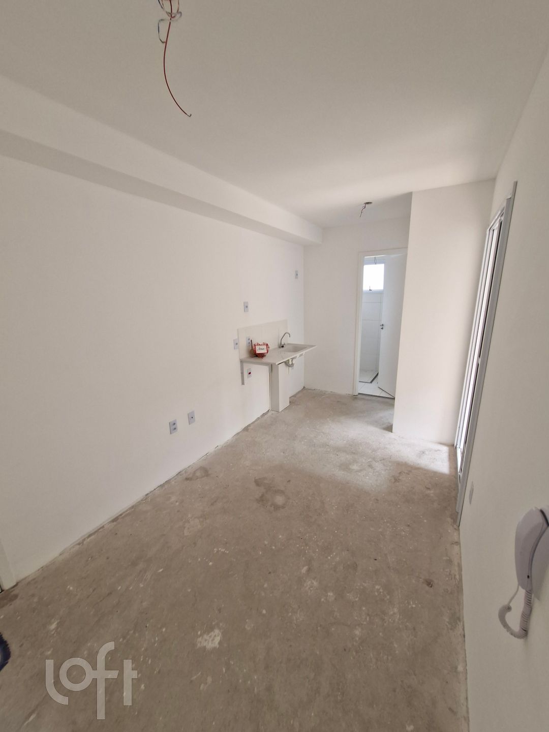 Apartamento à venda com 2 quartos, 33m² - Foto 2