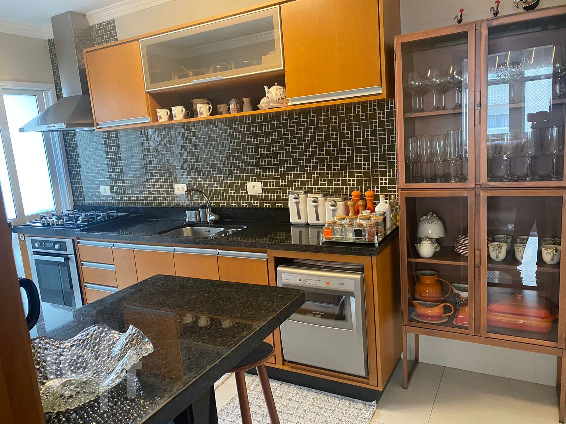 Apartamento à venda com 2 quartos, 105m² - Foto 12