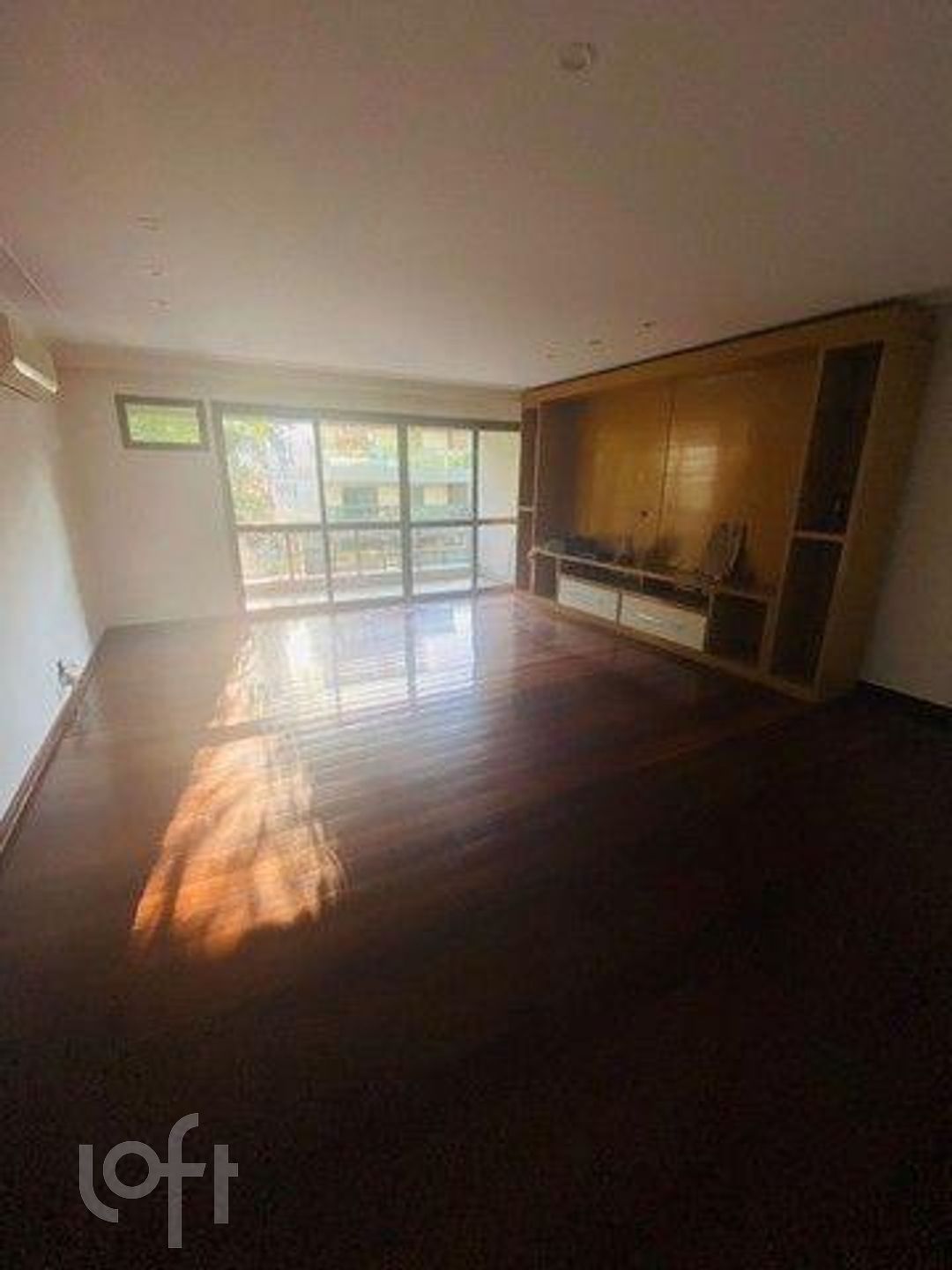 Apartamento à venda com 4 quartos, 180m² - Foto 4