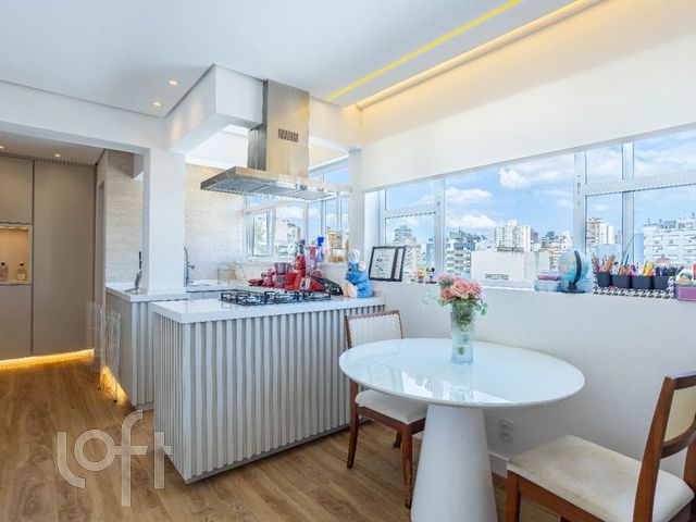 Apartamento com 99m², 3 dormitórios, 2 suítes, 1 vaga, Bela Vista em Porto Alegre