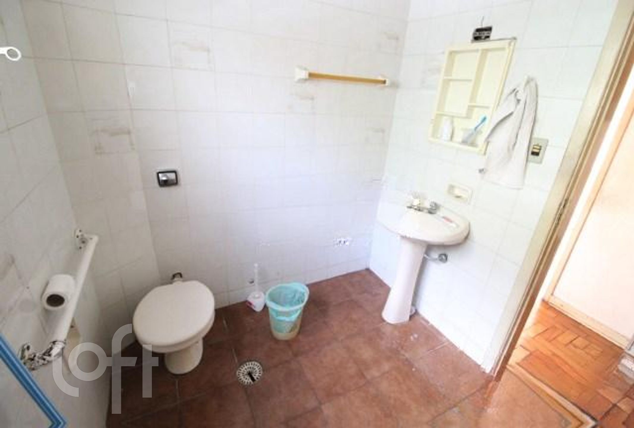 Casa à venda com 3 quartos, 90m² - Foto 13