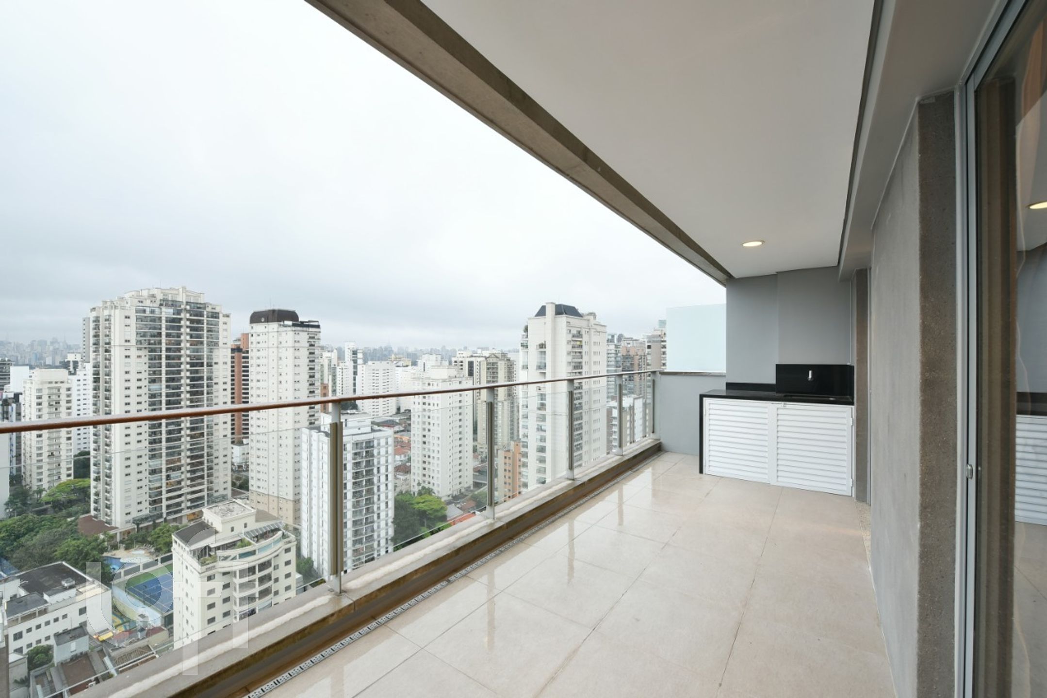 Apartamento à venda com 1 quarto, 68m² - Foto 10