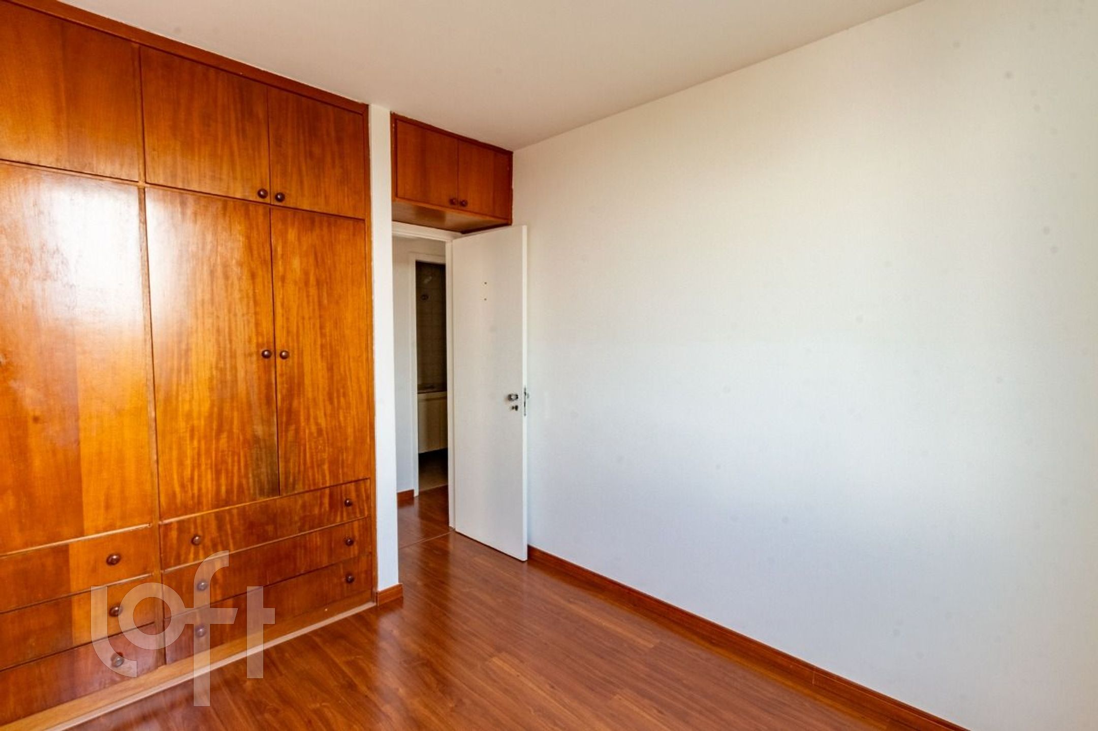 Apartamento à venda com 3 quartos, 75m² - Foto 14