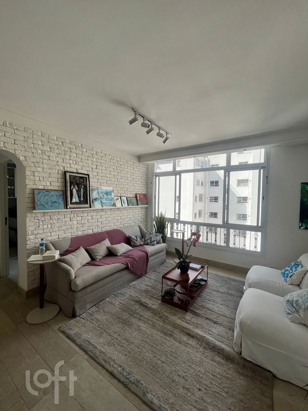 Apartamento à venda com 3 quartos, 170m² - Foto 1