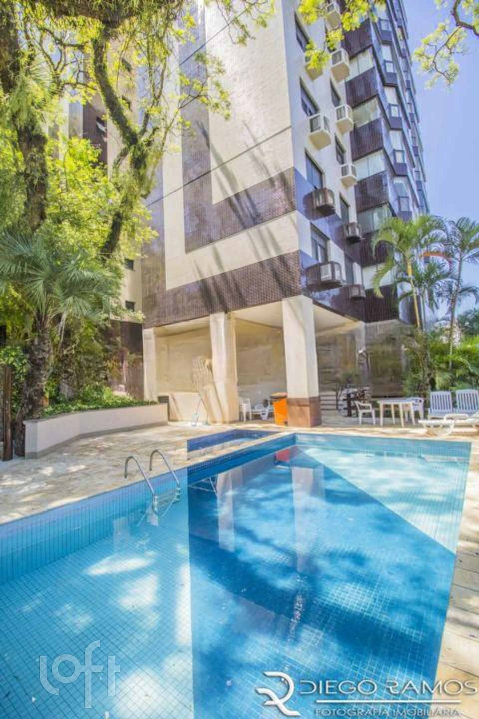 Apartamento com 298m², 3 dormitórios, 1 suíte, 4 vagas, Rio Branco em Porto Alegre