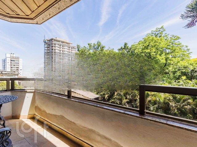 Apartamento com 153m², 3 dormitórios, 1 suíte, 2 vagas, Bela Vista em Porto Alegre