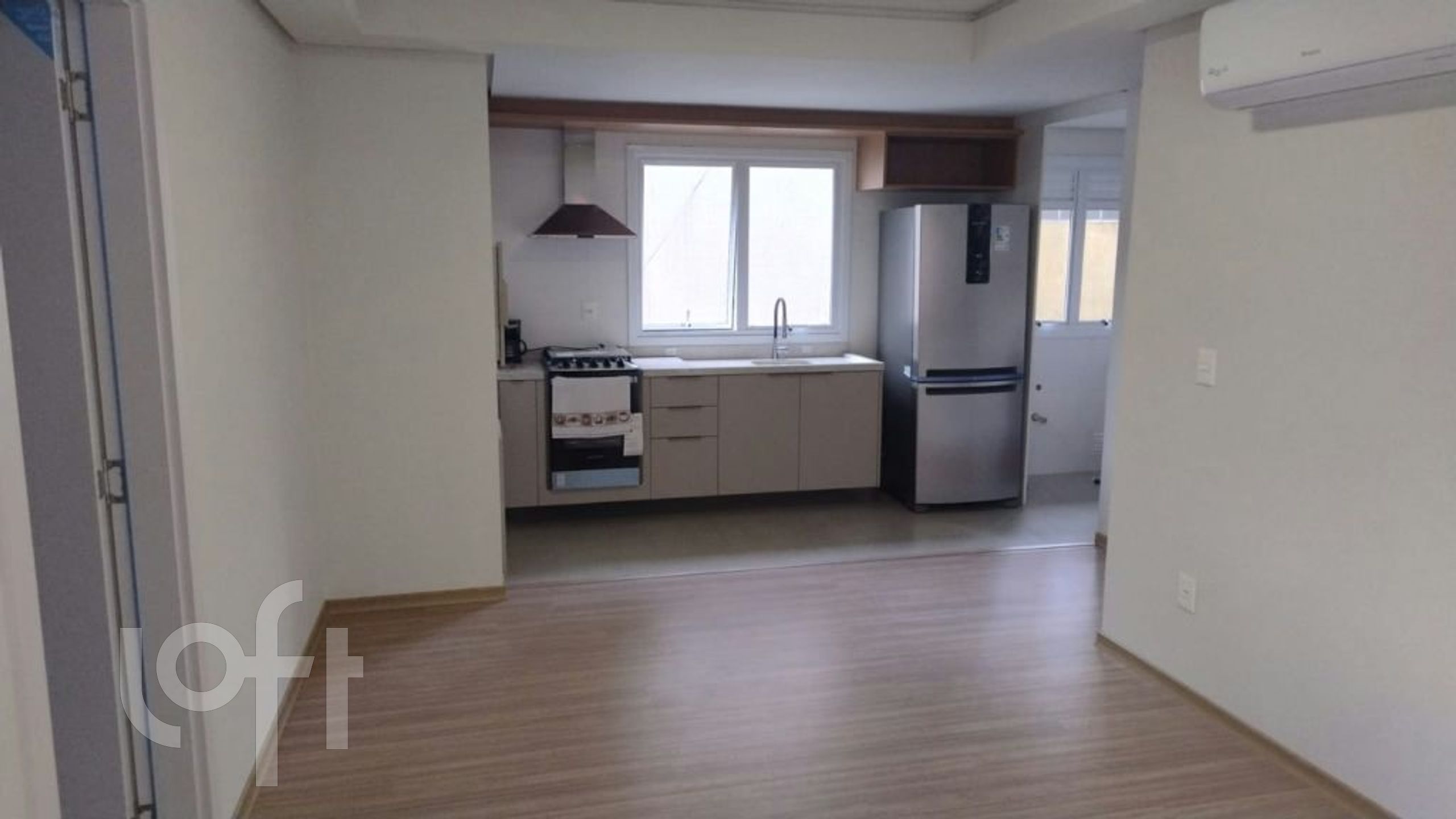 Apartamento com 78m², 2 dormitórios, 2 suítes, 3 vagas, Rio Branco em Porto Alegre