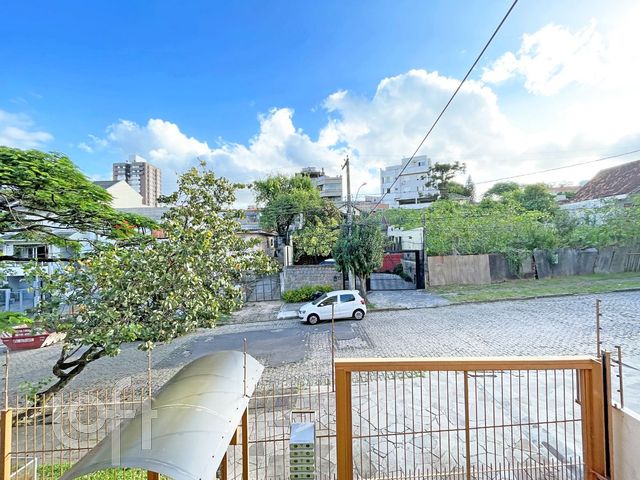 Apartamento com 97m², 3 dormitórios, 1 suíte, 2 vagas, Chácara das Pedras em Porto Alegre