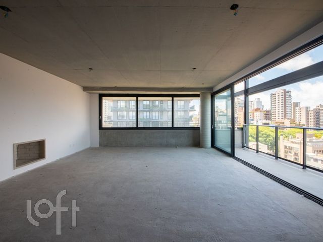 Apartamento com 171m², 3 dormitórios, 3 suítes, 3 vagas, Petrópolis em Porto Alegre