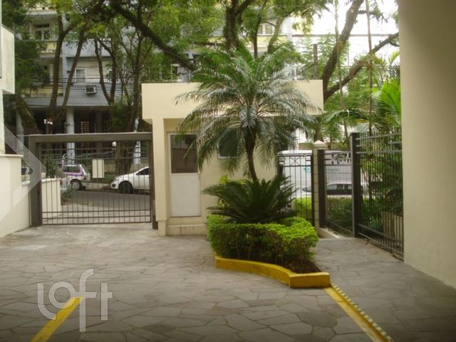 Apartamento com 89m², 3 dormitórios, 1 suíte, 2 vagas, Rio Branco em Porto Alegre