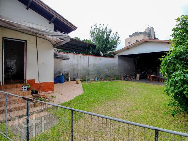 Casa com 499m², 3 dormitórios, Cristo Redentor em Porto Alegre