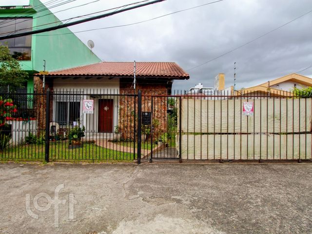 Casa com 499m², 3 dormitórios, Cristo Redentor em Porto Alegre
